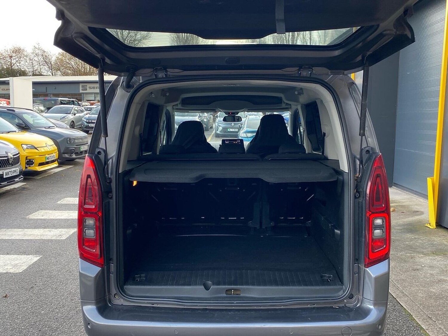 Used Vauxhall Combo Life 2020 for sale - 76837149: Photo 17