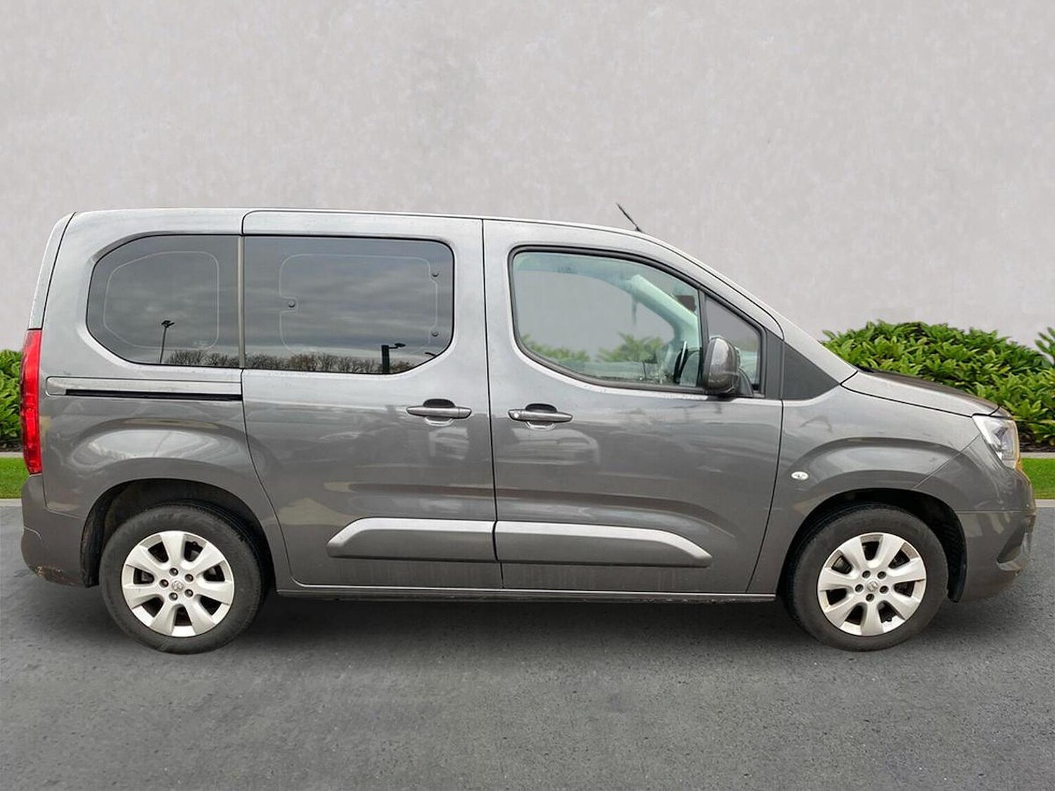 Used Vauxhall Combo Life 2020 for sale - 76837149: Photo 3