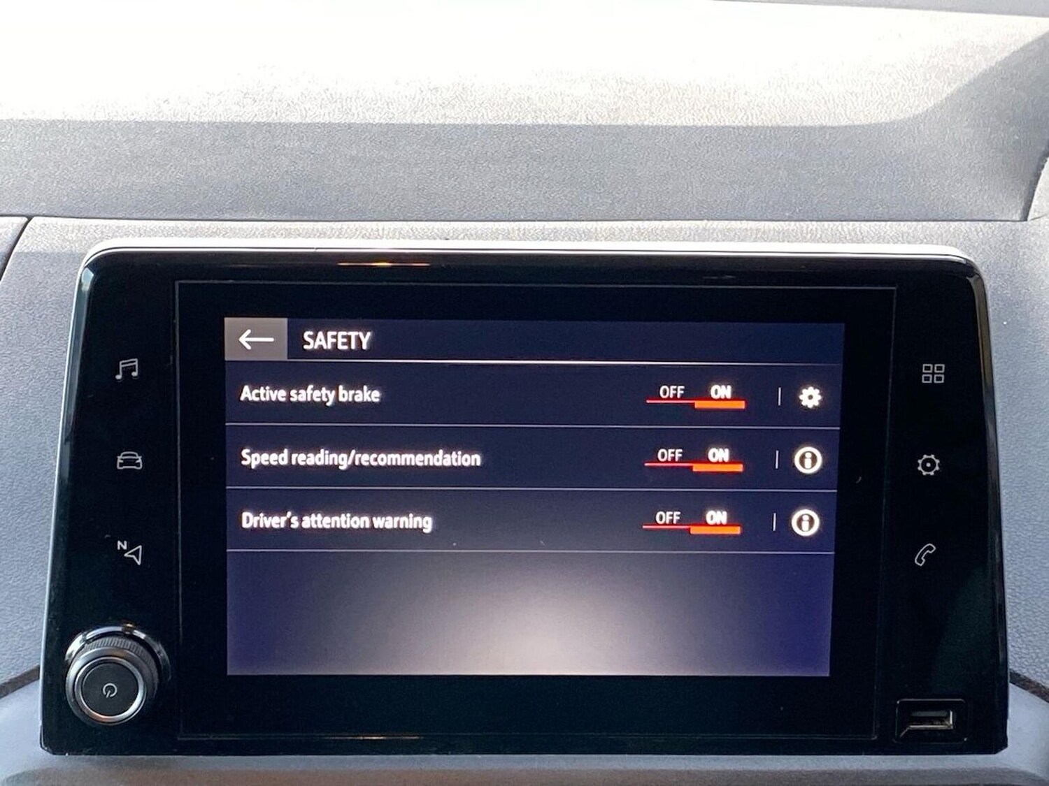 Used Vauxhall Combo Life 2020 for sale - 76837149: Photo 43