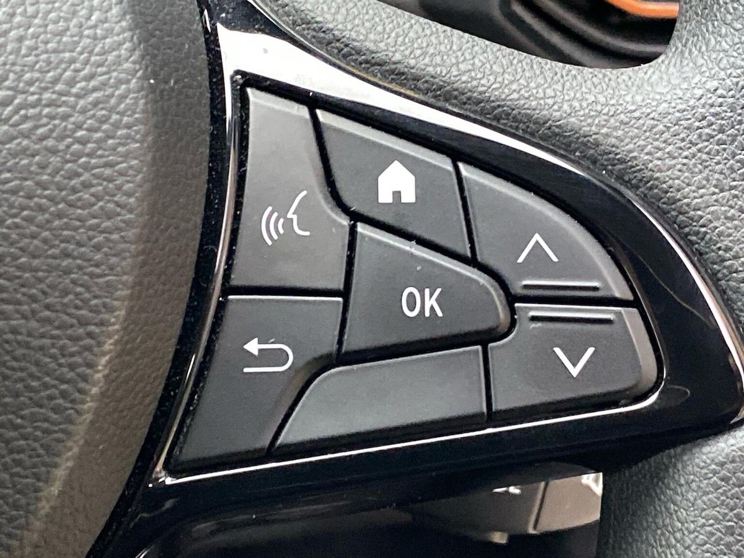 Used Dacia Sandero Stepway 2023 for sale - 77802148: Photo 25