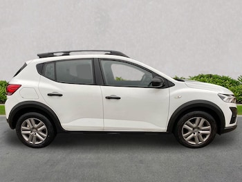 Used Dacia Sandero Stepway 2023 for sale - 77802148: Photo