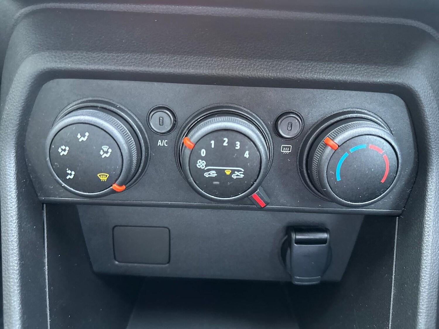 Used Dacia Sandero Stepway 2023 for sale - 78195517: Photo 25