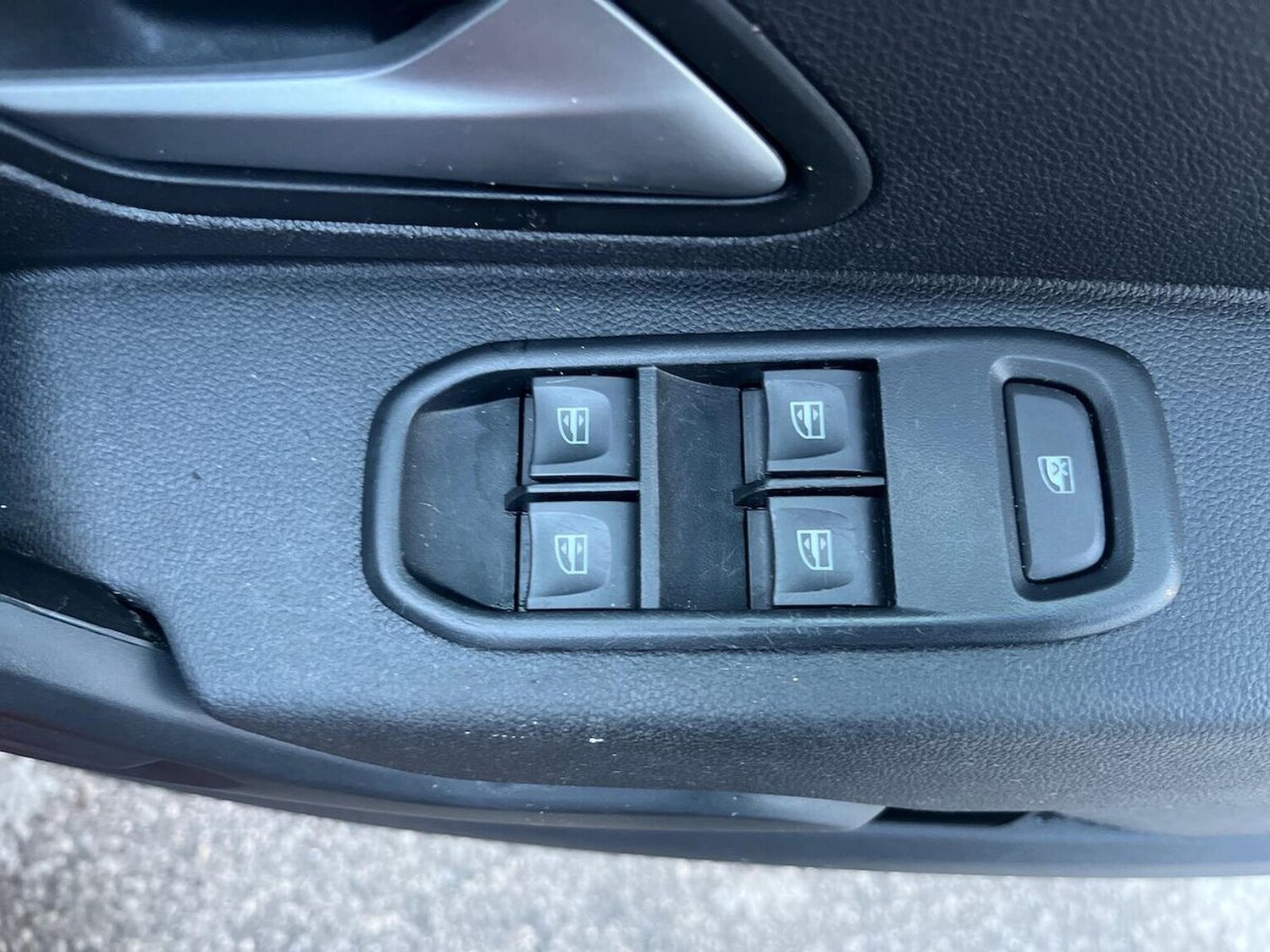 Used Dacia Duster 2023 for sale - 78195530: Photo 23