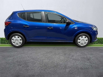 Used Dacia Sandero 2021 for sale - 78872026: Photo