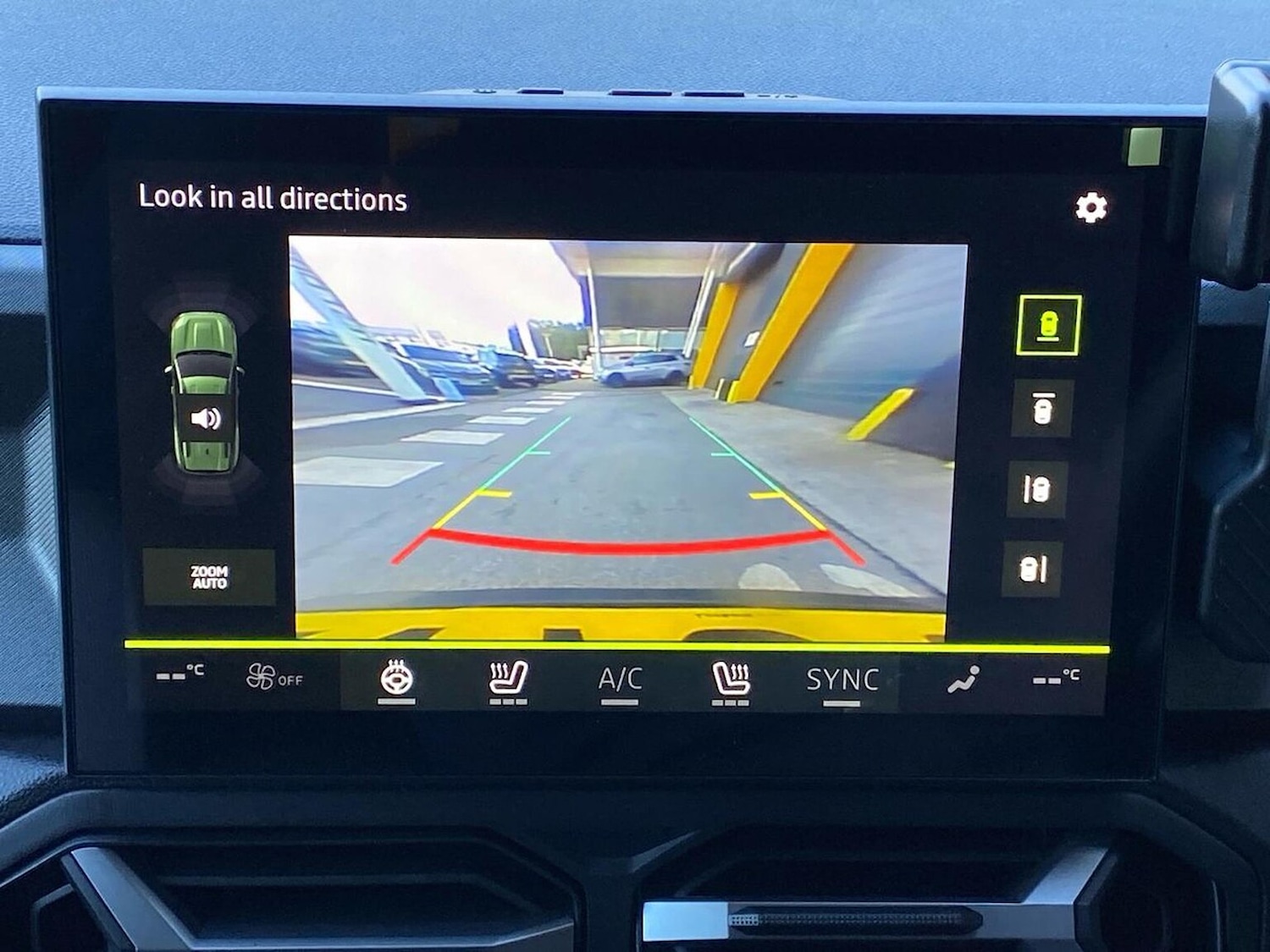 Used Dacia Bigster 2025 for sale - 76763411: Photo 23