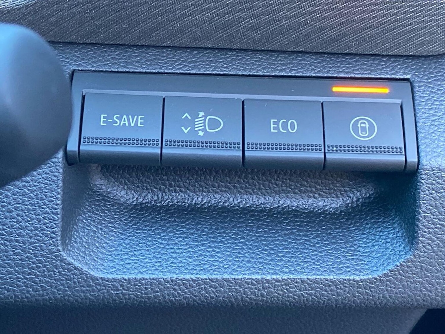 Used Dacia Bigster 2025 for sale - 76763411: Photo 32