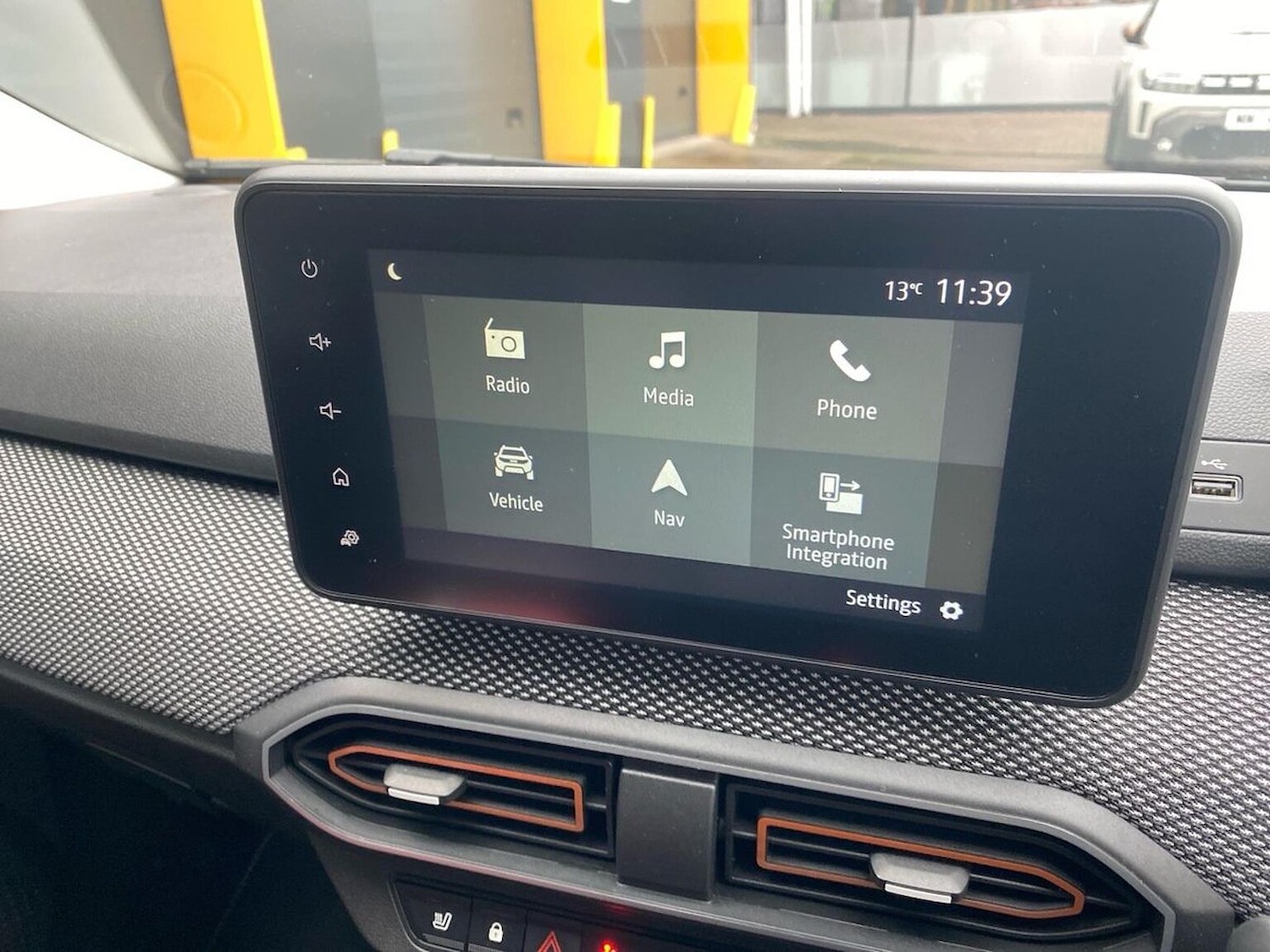 Used Dacia Sandero Stepway 2023 for sale - 76464663: Photo 11