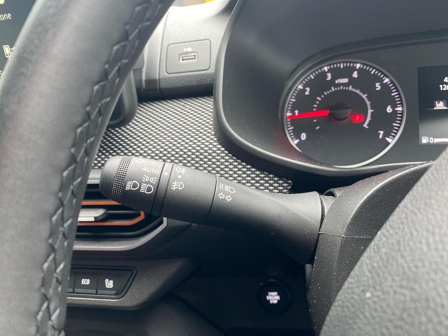 Used Dacia Sandero Stepway 2023 for sale - 76464663: Photo 29