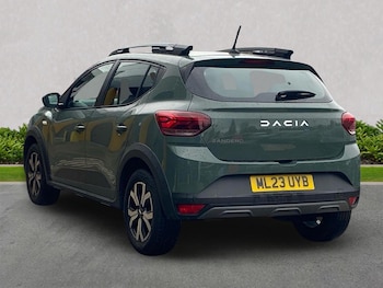 Used Dacia Sandero Stepway 2023 for sale - 76464663: Photo