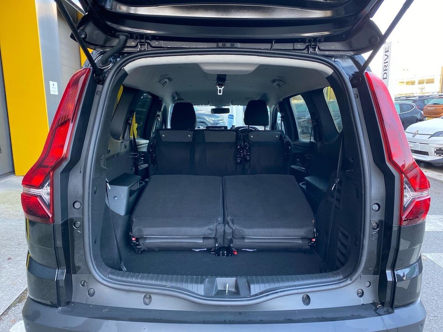 Used Dacia Jogger 2023 for sale - 76599014: Photo 17