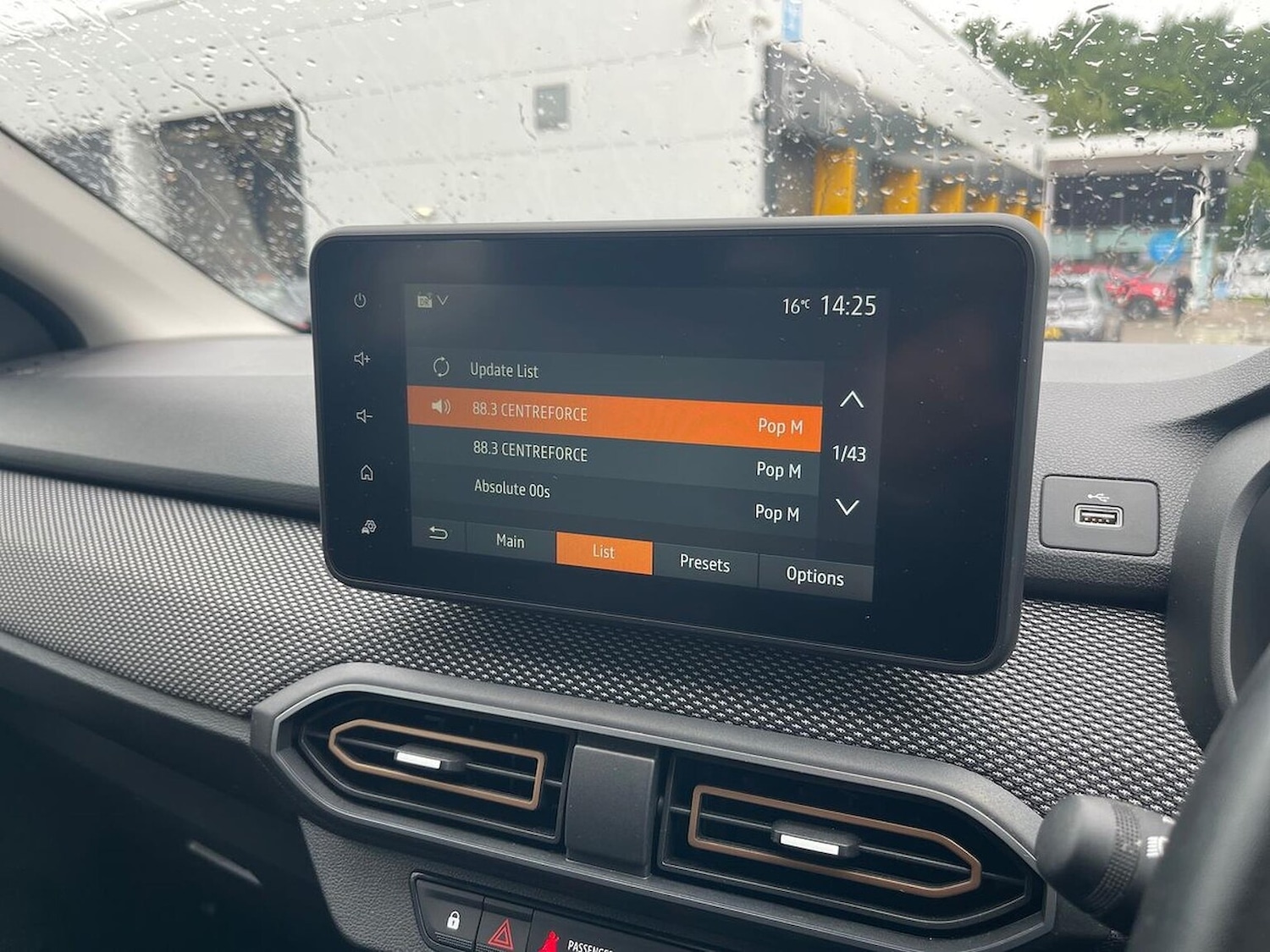 Used Dacia Sandero Stepway 2023 for sale - 77488310: Photo 13