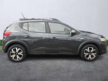 Used Dacia Sandero Stepway 2023 for sale - 79423863: Photo