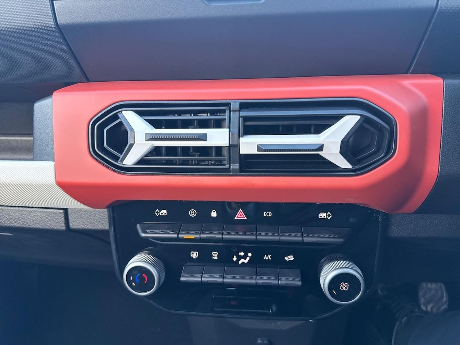 Used Dacia Spring 2025 for sale - 77011948: Photo 42