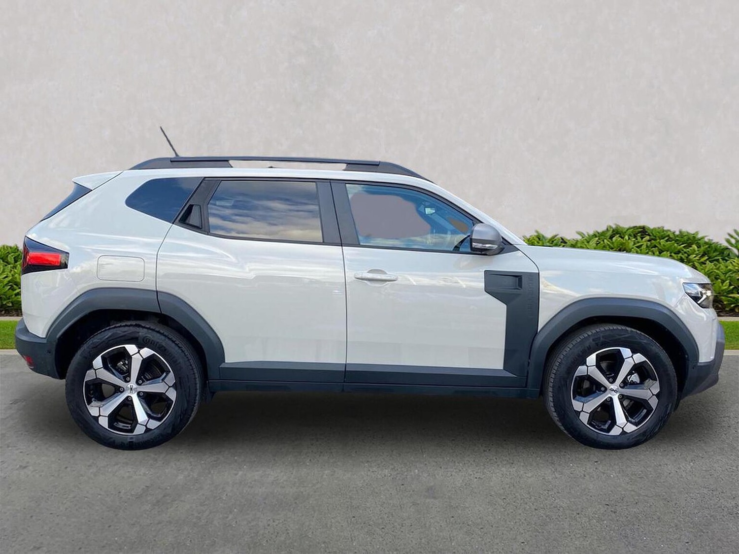 Used Dacia Duster 2024 for sale - 76396921: Photo 3