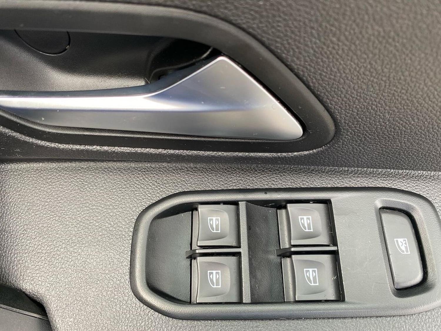 Used Dacia Duster 2022 for sale - 76264361: Photo 21