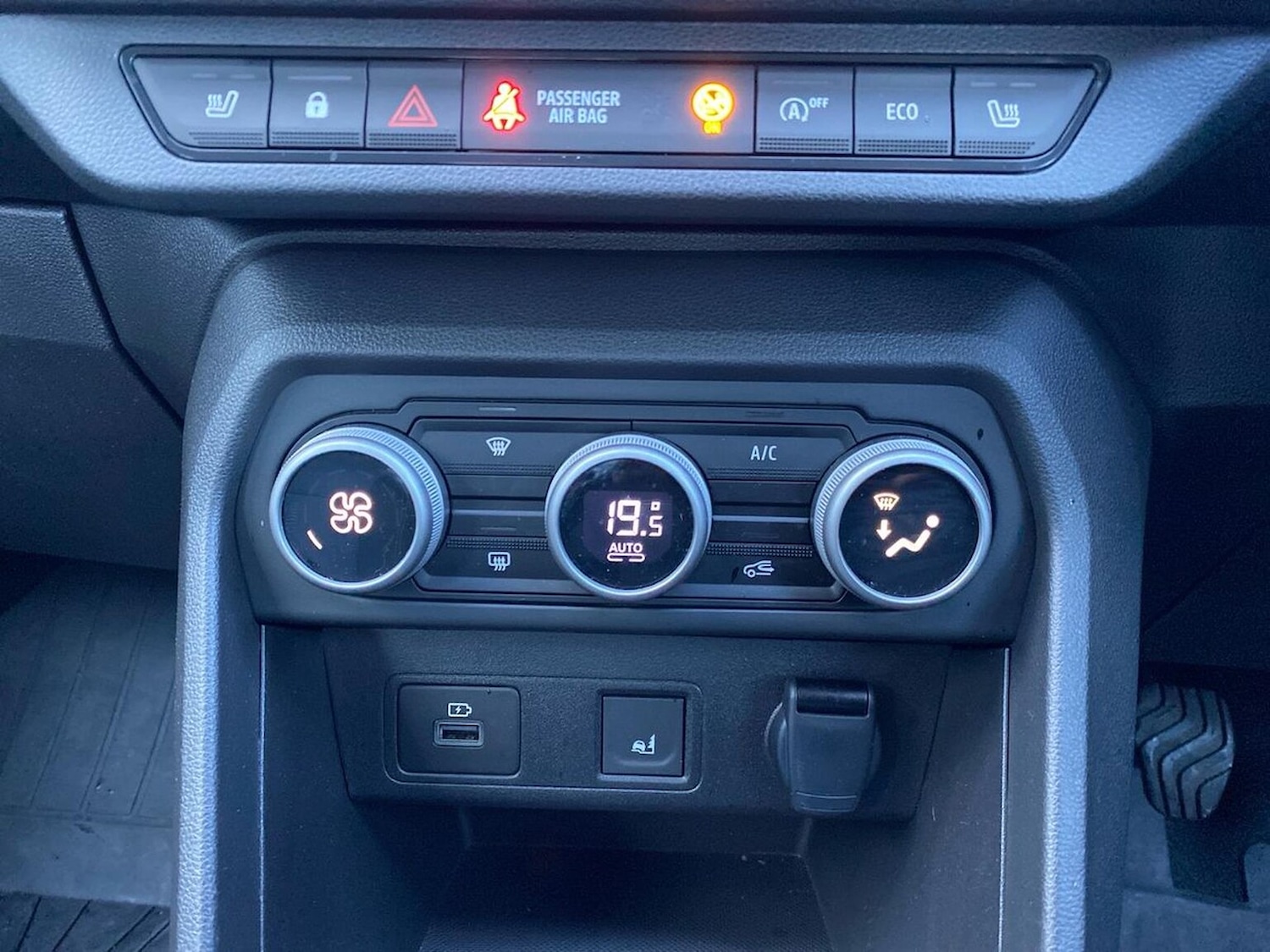 Used Dacia Sandero Stepway 2024 for sale - 77845383: Photo 12