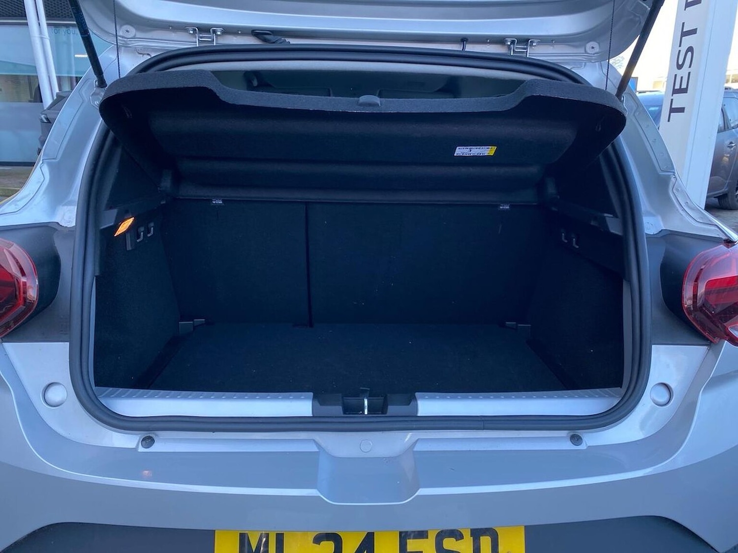 Used Dacia Sandero Stepway 2024 for sale - 77845383: Photo 17