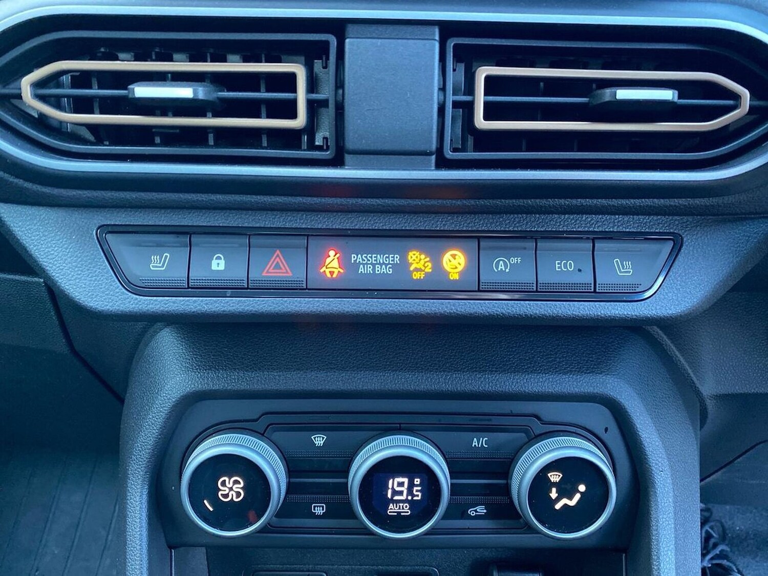 Used Dacia Sandero Stepway 2024 for sale - 77845383: Photo 22