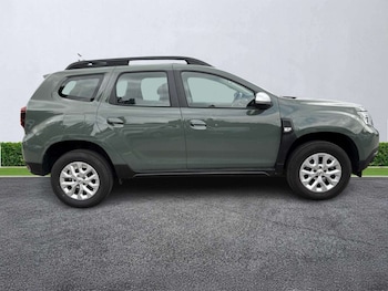 Used Dacia Duster 2023 for sale - 79037755: Photo