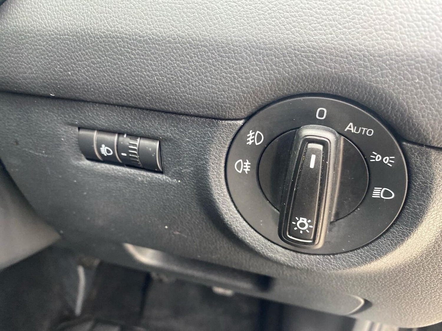 Used Skoda Octavia 2016 for sale - 76198476: Photo 37