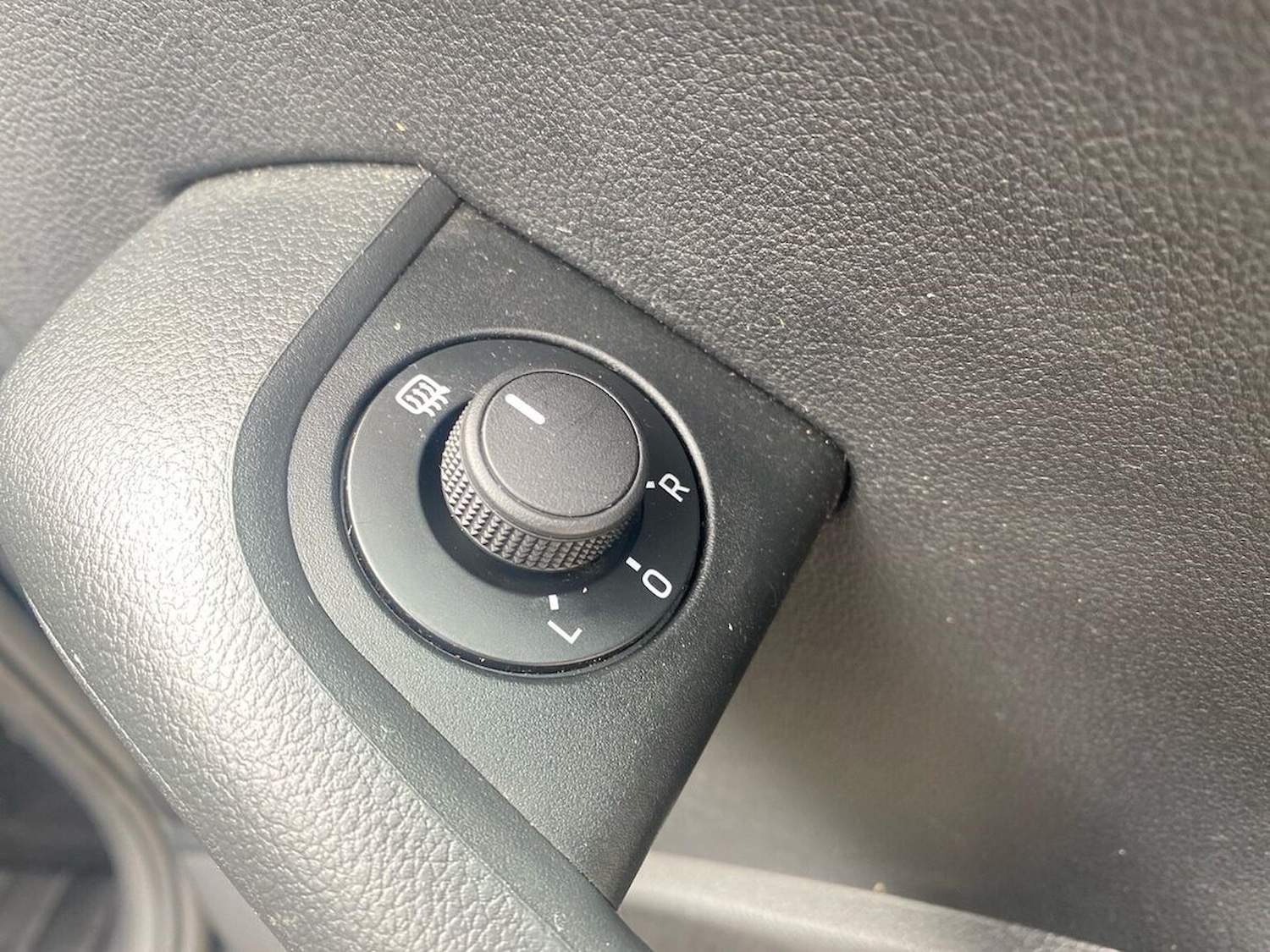 Used Skoda Octavia 2016 for sale - 76198476: Photo 38
