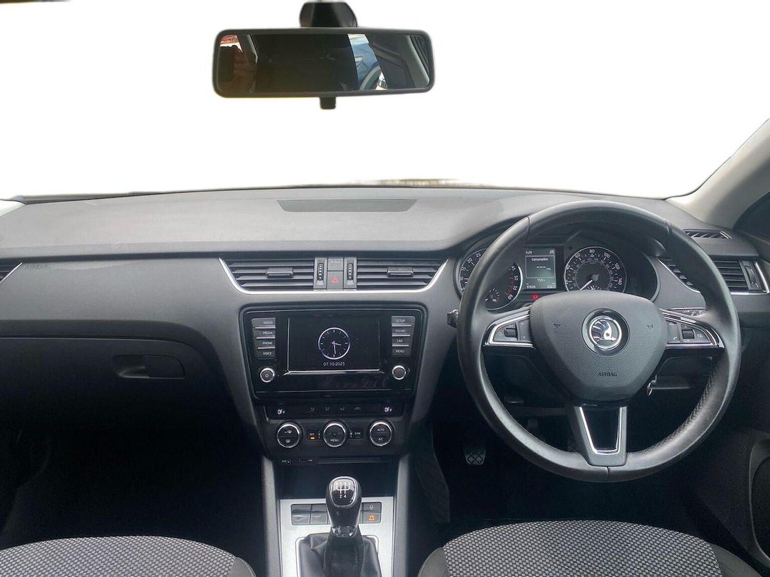 Used Skoda Octavia 2016 for sale - 76198476: Photo 8