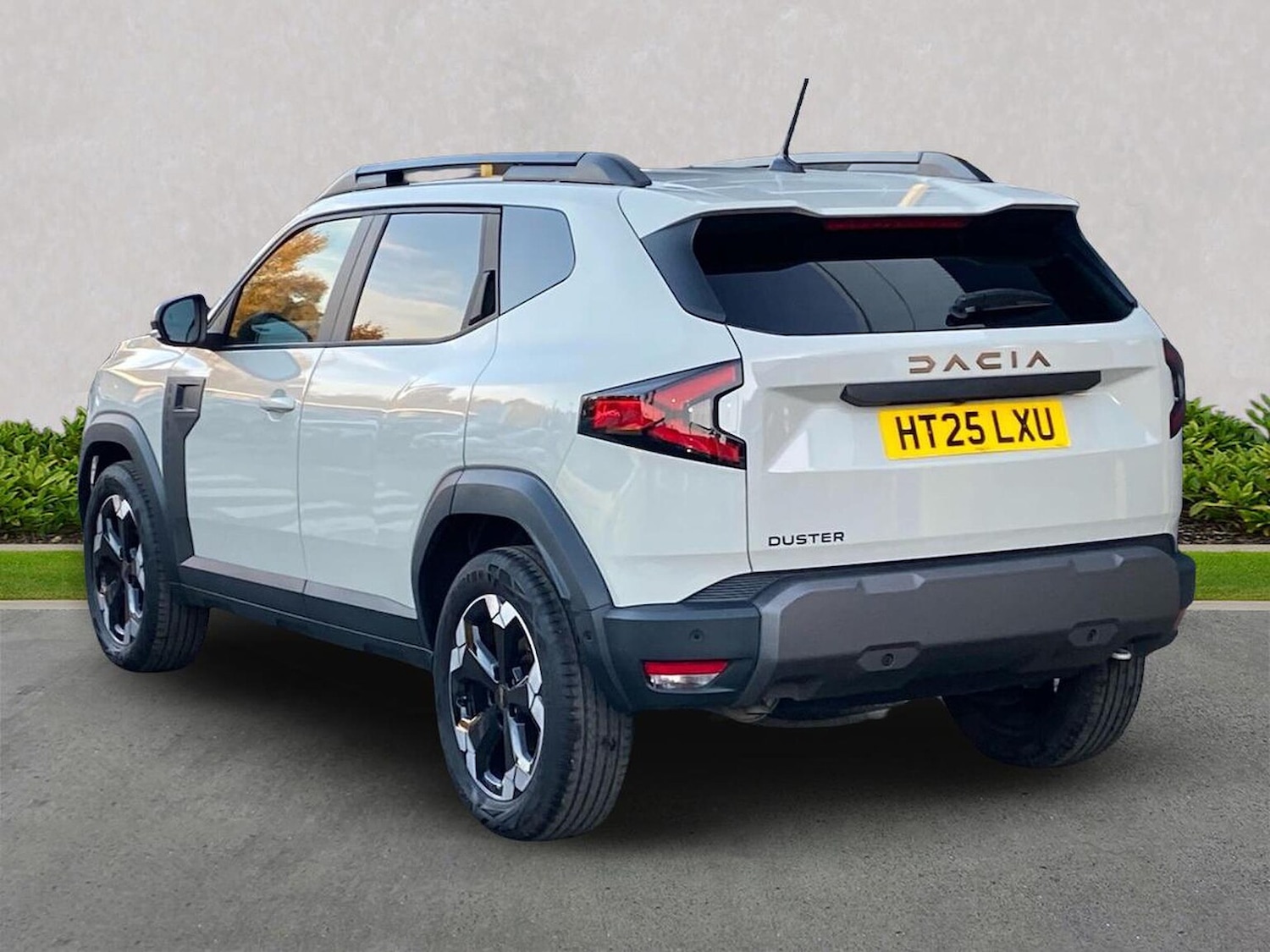 Used Dacia Duster 2025 for sale - 76407441: Photo 2