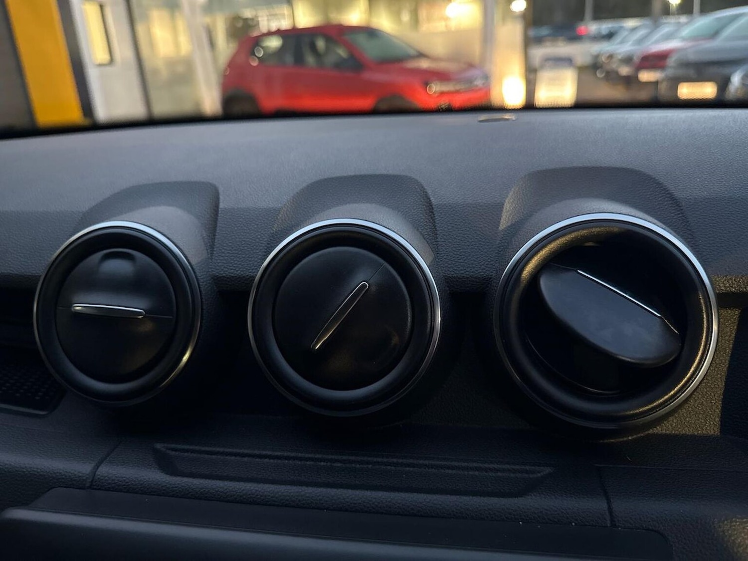 Used Dacia Duster 2021 for sale - 76791825: Photo 40