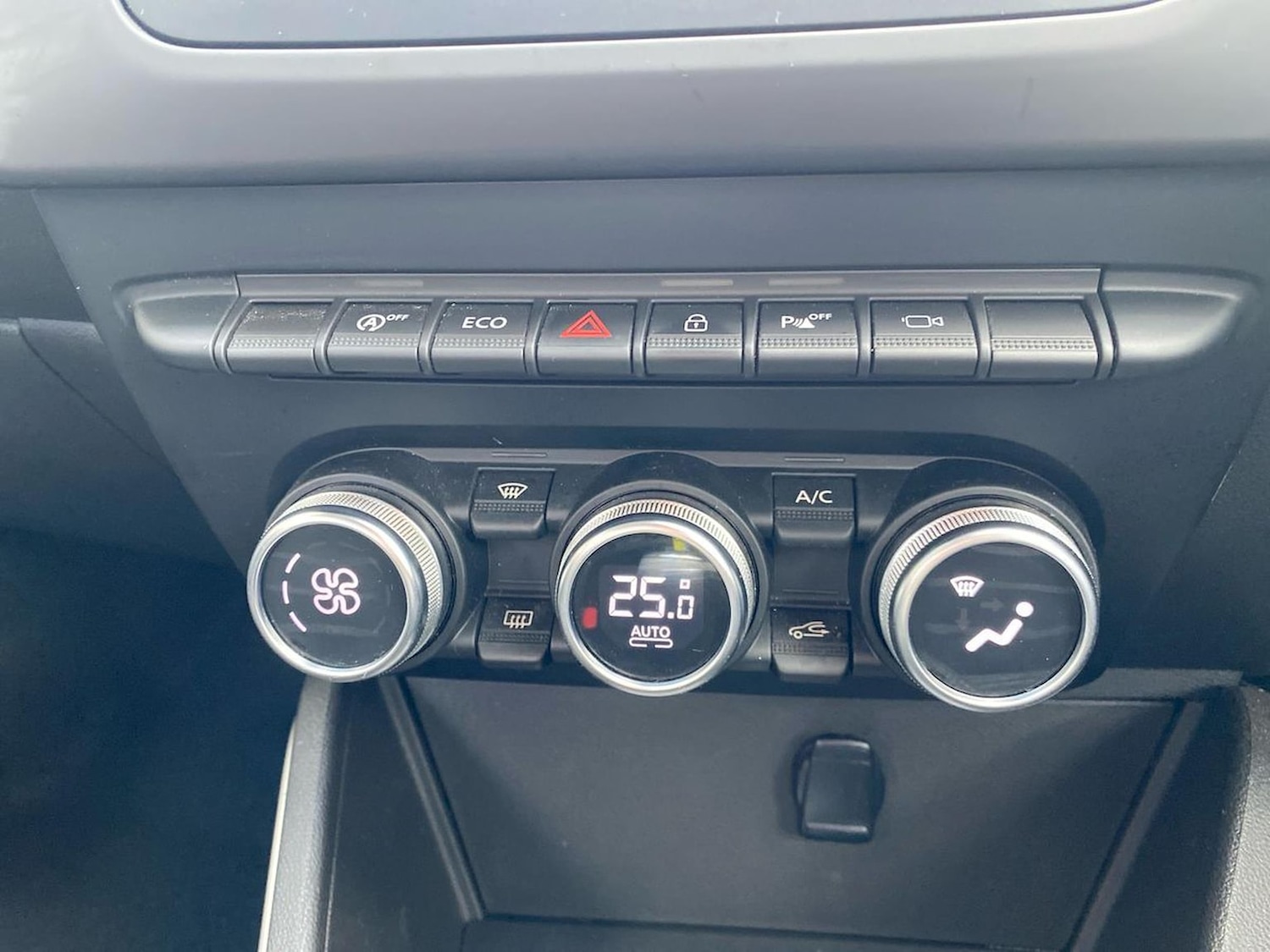 Used Dacia Duster 2018 for sale - 76357983: Photo 12