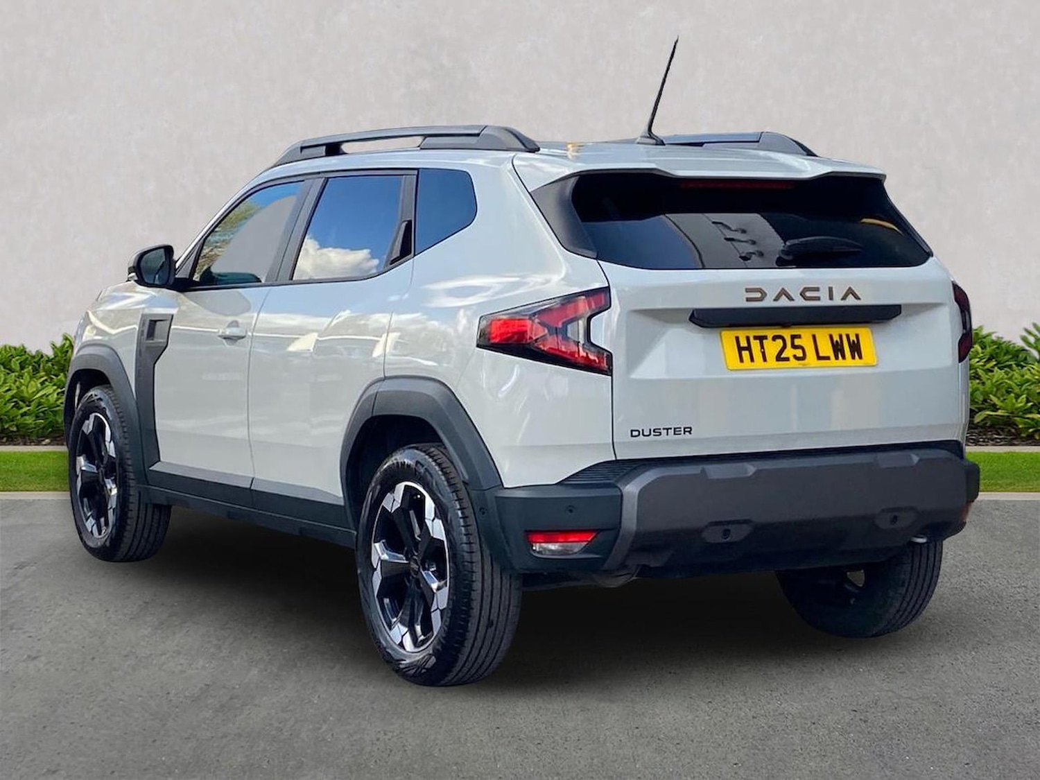 Used Dacia Duster 2025 for sale - 78195528: Photo 2