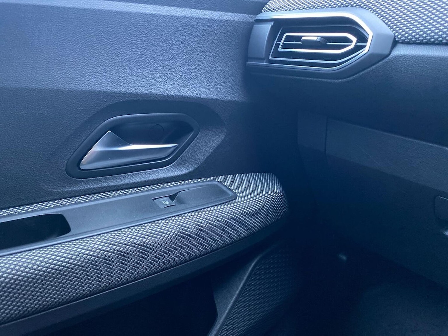 Used Dacia Jogger 2022 for sale - 76735596: Photo 32