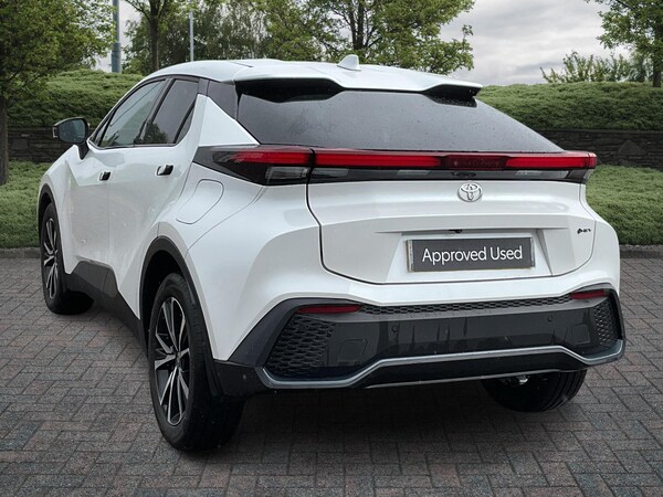 Used Toyota C-HR 2024 for sale - 74396879: Photo 4