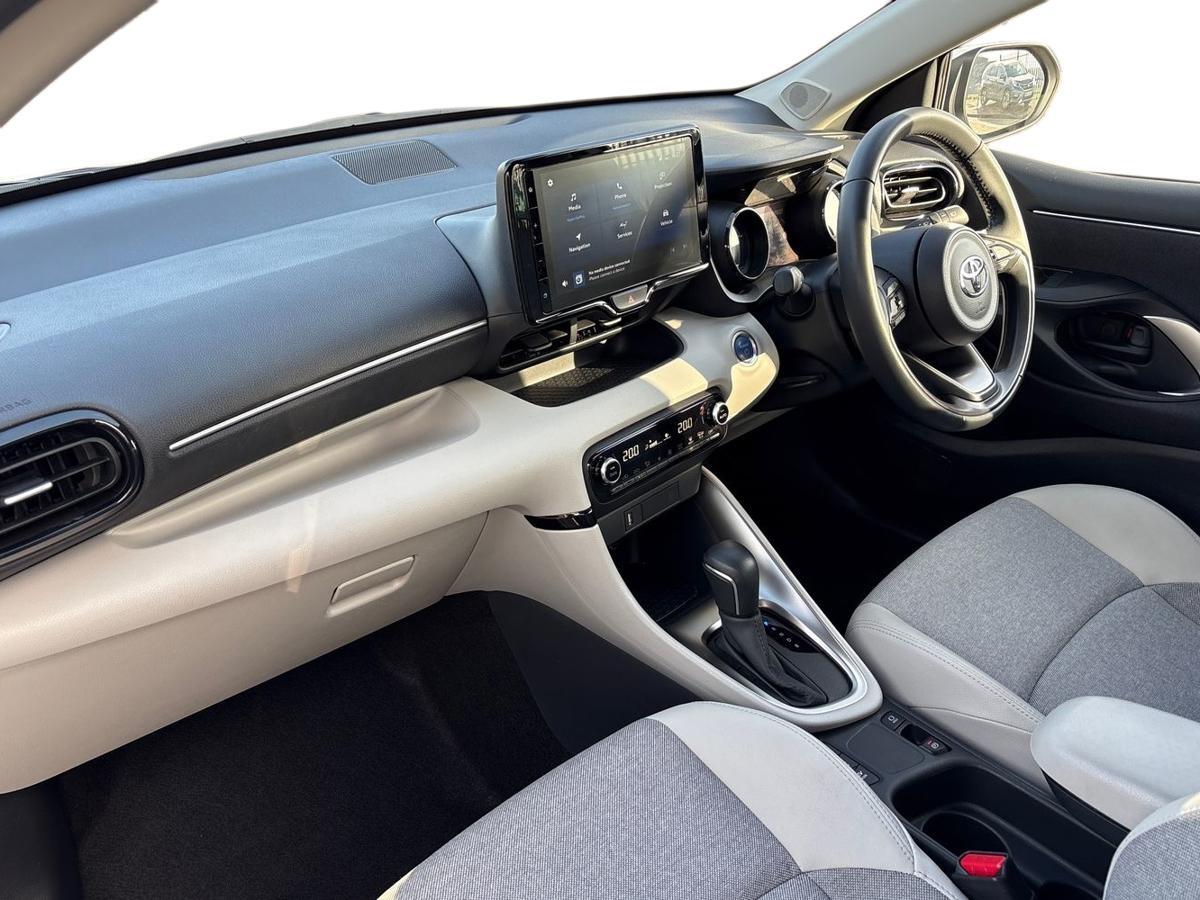 Used Toyota Yaris 2022 for sale - 77627085: Photo 9