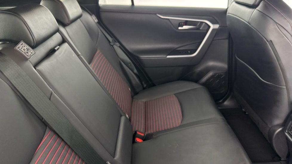 Used Toyota RAV4 2022 for sale - 76671010: Photo 13