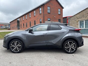 Used Toyota C-HR 2025 for sale - 77941550: Photo