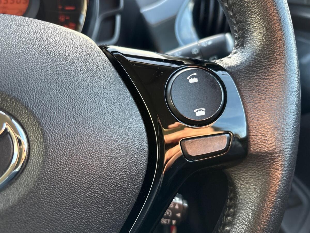 Used Toyota AYGO 2017 for sale - 77359898: Photo 13