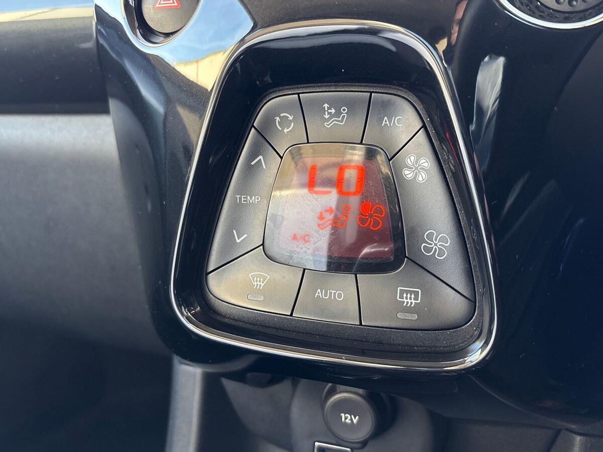 Used Toyota AYGO 2017 for sale - 77359898: Photo 17