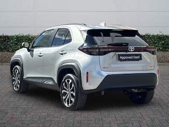 Used Toyota Yaris 2024 for sale - 78232611: Photo