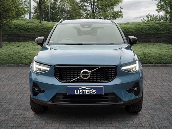 Used Volvo XC40 2022 for sale - 76309296: Photo 2