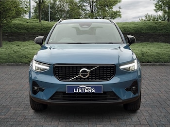 Used Volvo XC40 2022 for sale - 76309296: Photo 2