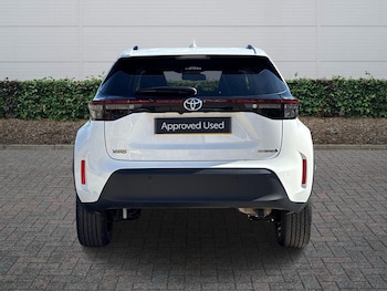 Used Toyota Yaris 2024 for sale - 77941522: Photo