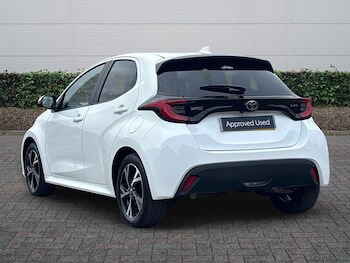 Used Toyota Yaris 2025 for sale - 77941498: Photo