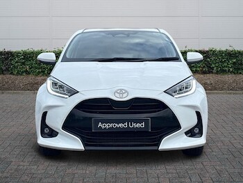 Used Toyota Yaris 2025 for sale - 77941498: Photo