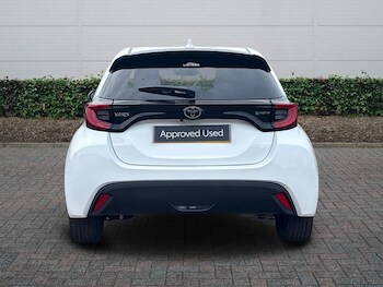 Used Toyota Yaris 2025 for sale - 77941498: Photo