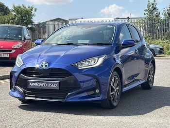 Used Toyota Yaris 2023 for sale - 79338696: Photo
