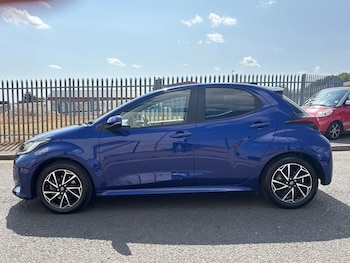 Used Toyota Yaris 2023 for sale - 79338696: Photo