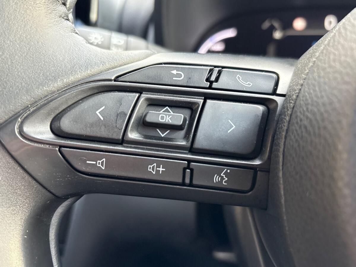 Used Toyota Yaris Cross 2022 for sale - 76800522: Photo 15