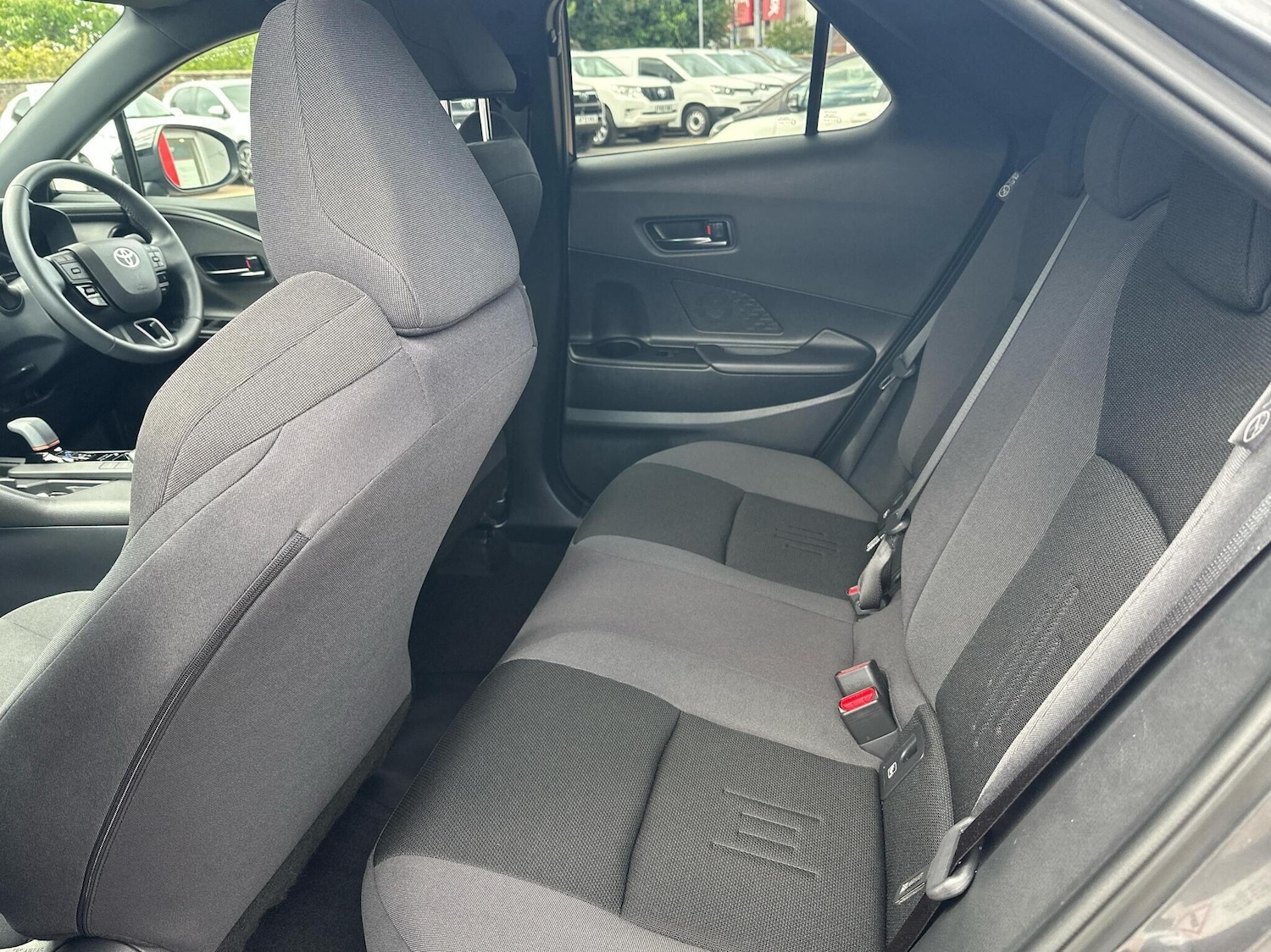 Used Toyota C-HR 2024 for sale - 76500876: Photo 12