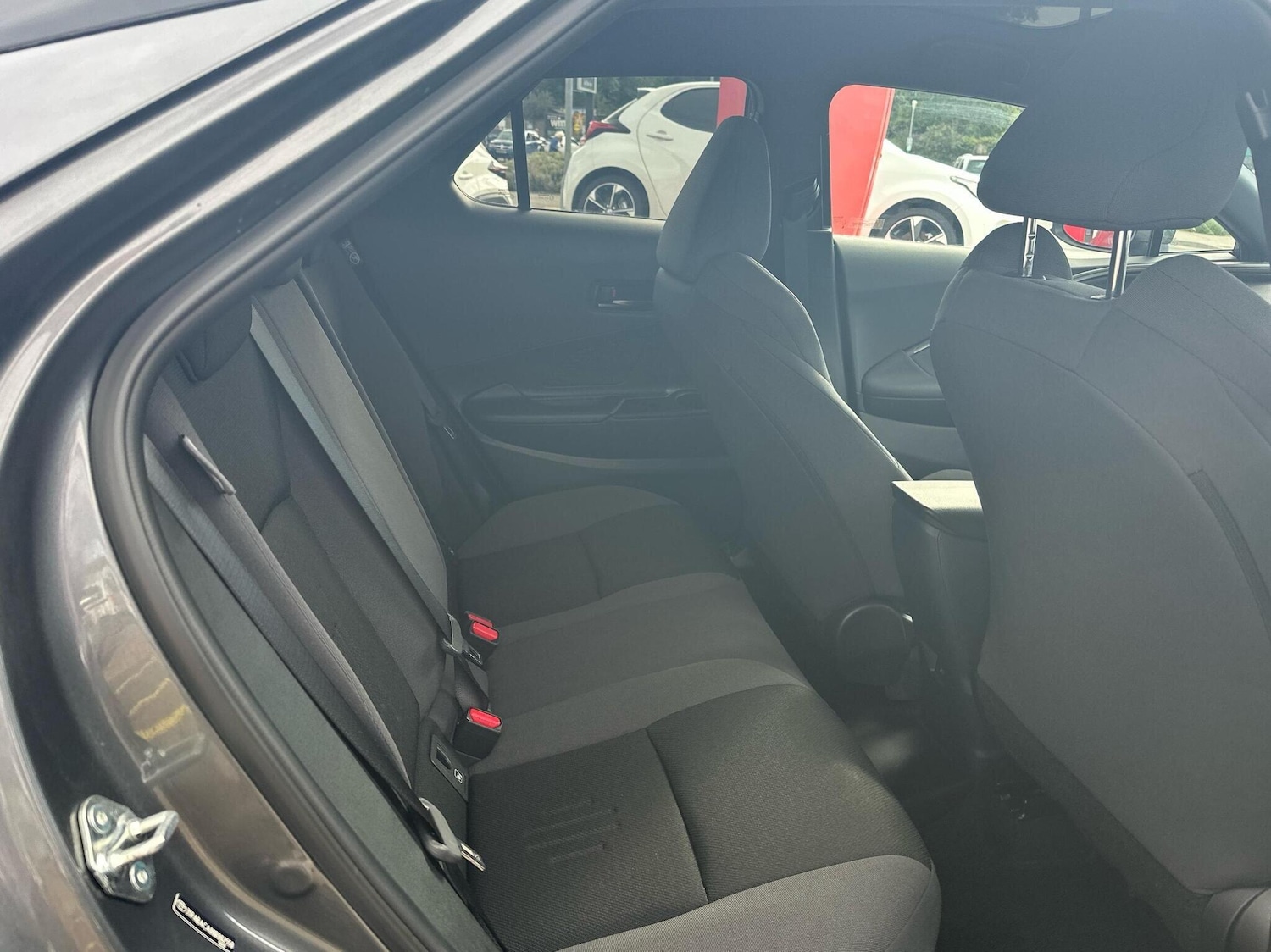 Used Toyota C-HR 2024 for sale - 76500876: Photo 13