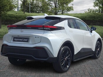 Used Toyota C-HR 2025 for sale - 75709388: Photo